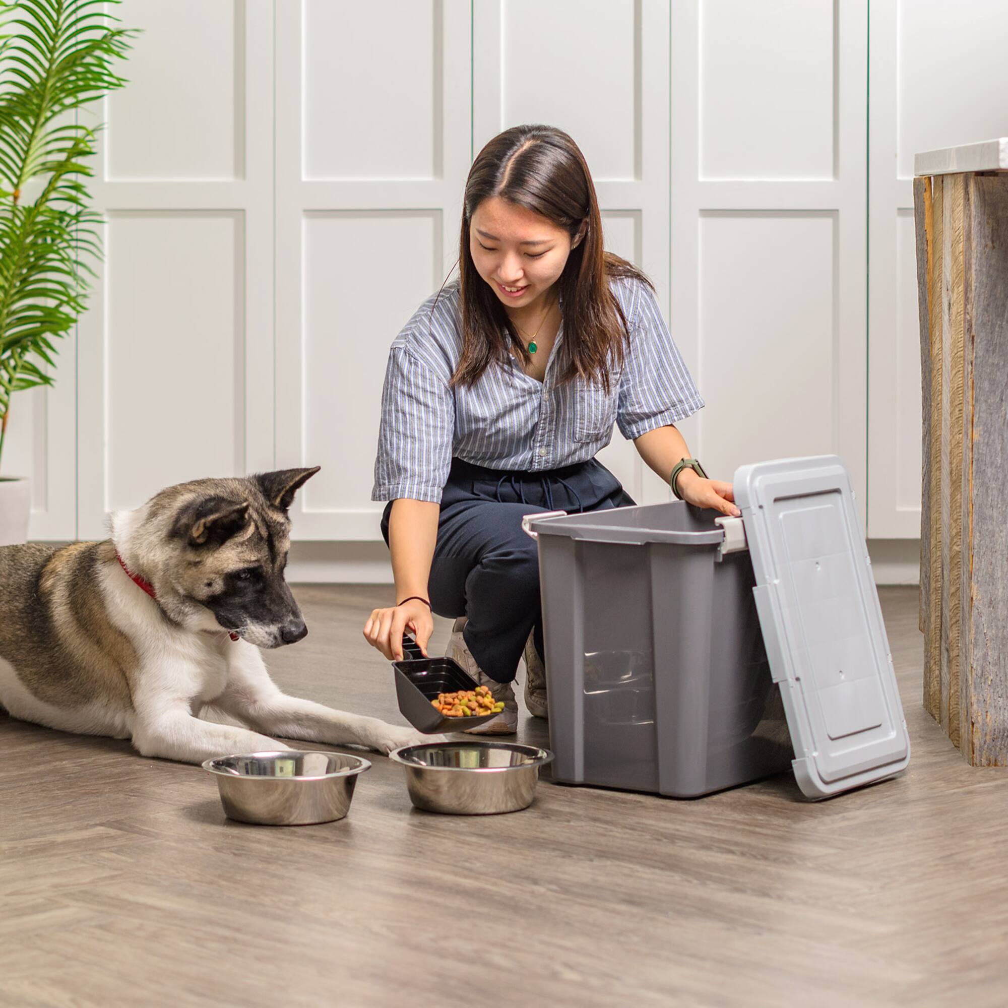 Iris® 30 lbs. Airtight Pet Food Container with Scoop, Gray